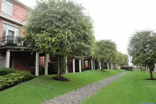 148 Hudson Cove 148, Edgewater, NJ 07020 - Photo 33