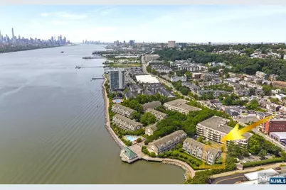 6 Grand Cove Way A06 #A06, Edgewater, NJ 07020 - Photo 1