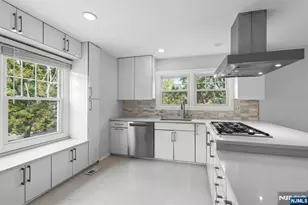6 Grand Cove Way A06, Edgewater, NJ 07020 - Photo 15