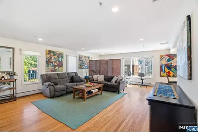 646 Teaneck Road, Teaneck Township, NJ 07666 - Photo 7