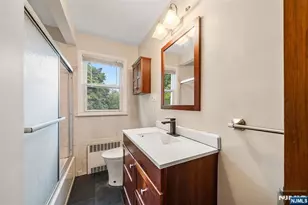 639 6th St, Carlstadt, NJ 07072 - Photo 15