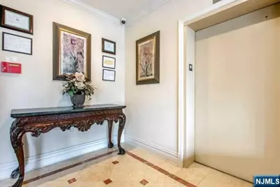 55 E Emerson Plaza 203 #203, Emerson, NJ 07630 - Photo 9