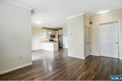 55 E Emerson Plaza 203 #203, Emerson, NJ 07630 - Photo 5