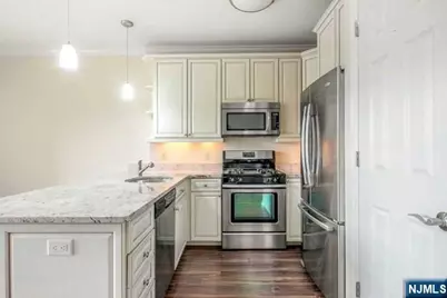 55 E Emerson Plaza 203 #203, Emerson, NJ 07630 - Photo 13
