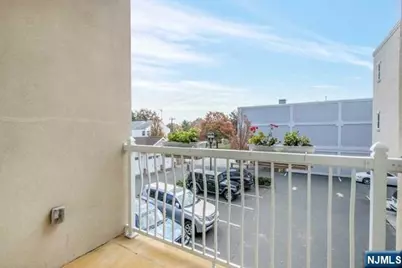 55 E Emerson Plaza 203 #203, Emerson, NJ 07630 - Photo 15