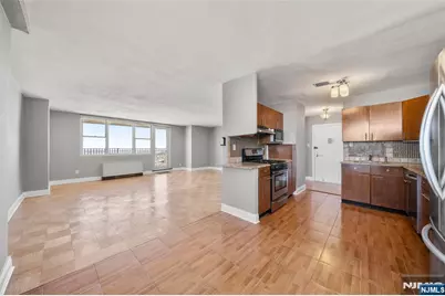 6040 Boulevard East 34J #34J, West New York, NJ 07093 - Photo 11