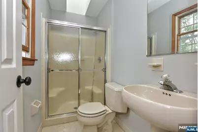 196 W Madison Avenue 7B #7B, Dumont, NJ 07628 - Photo 19