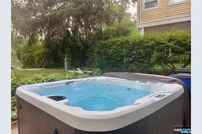 85 Lakeshore Drive, Oakland, NJ 07436 - Photo 17