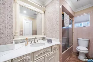 535 Willow Ave, Lyndhurst Township, NJ 07071 - Photo 15