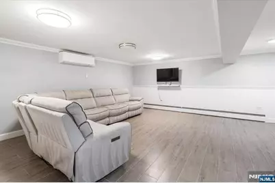 535 Willow Avenue, Lyndhurst Township, NJ 07071 - Photo 23