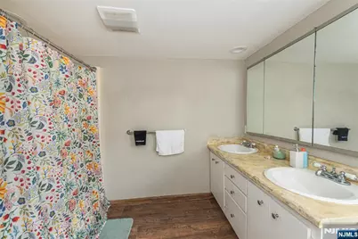 39 Midland Avenue 2 #2, Montclair, NJ 07042 - Photo 15