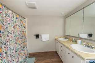 39 Midland Ave 2, Montclair, NJ 07042 - Photo 15