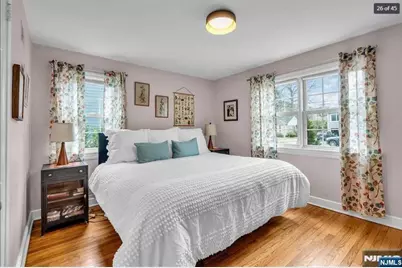 709 Albert Place, Ridgewood, NJ 07450 - Photo 11