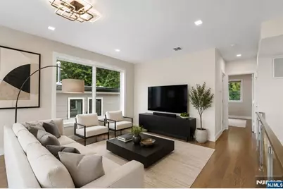 506 Undercliff Avenue, Edgewater, NJ 07020 - Photo 25