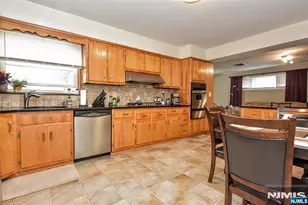 226 Church St, Lodi, NJ 07644 - Photo 11