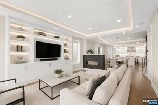 506 Undercliff Ave, Edgewater, NJ 07020 - Photo 5