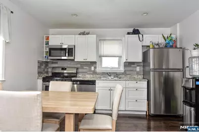 420 Prospect Avenue, Bergenfield, NJ 07621 - Photo 23