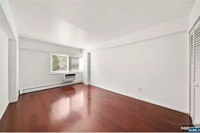 333 Grand Avenue 2M #2M, Palisades Park, NJ 07650 - Photo 11