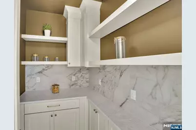 110 Blauvelt Avenue, Ho Ho Kus, NJ 07423 - Photo 9