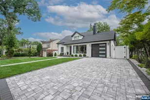920 Phelps Rd, Teaneck Township, NJ 07666 - Photo 21