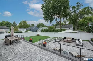 920 Phelps Rd, Teaneck Township, NJ 07666 - Photo 15