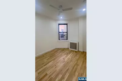 301 79th Street 403 #403, North Bergen, NJ 07047 - Photo 5