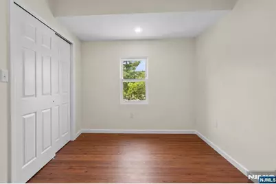 731 Humboldt Street, Secaucus, NJ 07094 - Photo 17