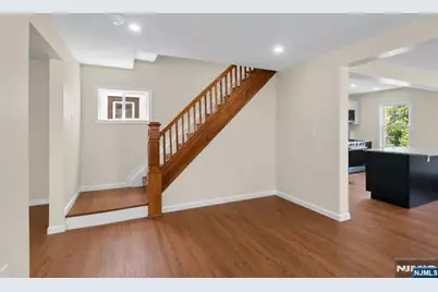 731 Humboldt Street, Secaucus, NJ 07094 - Photo 7