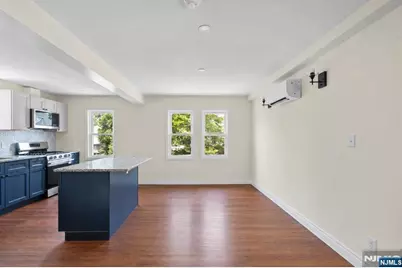 731 Humboldt Street, Secaucus, NJ 07094 - Photo 5