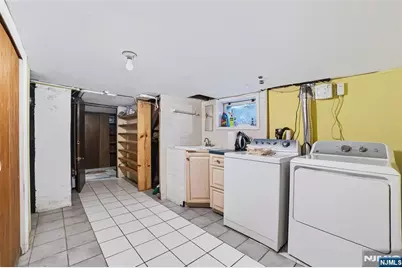 65 W Shore Avenue, Dumont, NJ 07628 - Photo 27