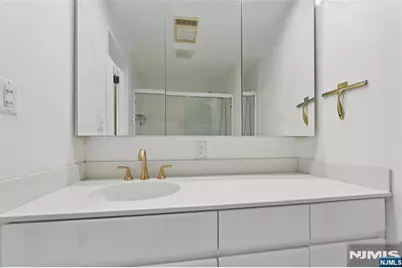 900 Palisade Avenue 20A #20A, Fort Lee, NJ 07024 - Photo 27