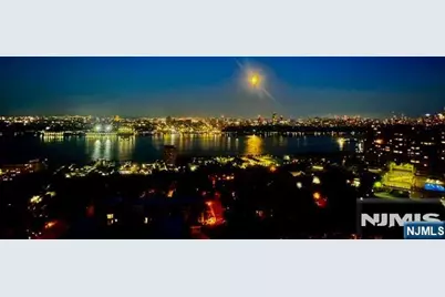 900 Palisade Avenue 20A #20A, Fort Lee, NJ 07024 - Photo 1
