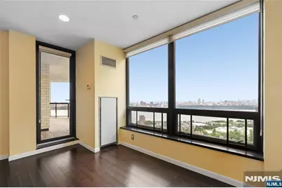 900 Palisade Avenue 20A #20A, Fort Lee, NJ 07024 - Photo 17