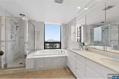 900 Palisade Avenue 20A #20A, Fort Lee, NJ 07024 - Photo 19
