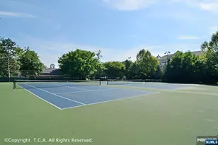 403 Livingston Ct N403, Edgewater, NJ 07020 - Photo 7