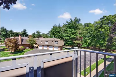271 Collignon Way 4B #4B, River Vale Township, NJ 07675 - Photo 3