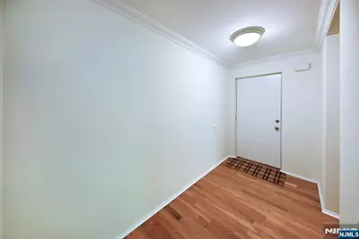 107 Indian Hollow Court 107 #107, Mahwah, NJ 07430 - Photo 3