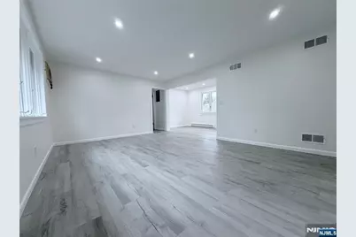 155 Park Street 2nd Fl #2nd FL, Ridgefield Park, NJ 07660 - Photo 5