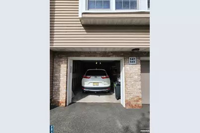 567 Windsor Drive 712 #712, Palisades Park, NJ 07650 - Photo 3
