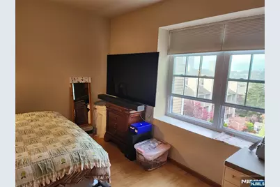 567 Windsor Drive 712 #712, Palisades Park, NJ 07650 - Photo 9