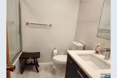 567 Windsor Drive 712 #712, Palisades Park, NJ 07650 - Photo 5