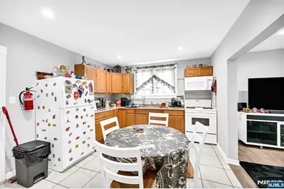 126 Macarthur Avenue, Garfield, NJ 07026 - Photo 5
