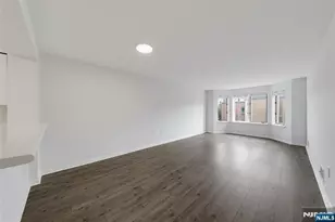 503 Hancock Ct 503, Edgewater, NJ 07020 - Photo 3