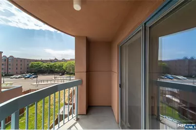 503 Hancock Court 503 #503, Edgewater, NJ 07020 - Photo 21