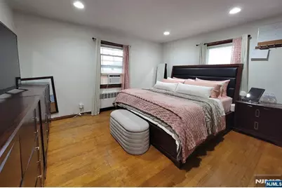 312 Passaic Avenue, Hasbrouck Heights, NJ 07604 - Photo 11