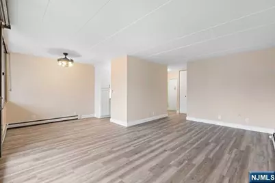 515 Anderson Avenue 2H #2H, Cliffside Park, NJ 07010 - Photo 13
