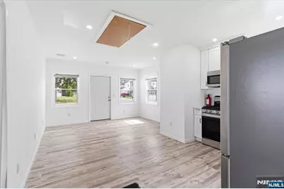 16 W Grove Street, Bogota, NJ 07603 - Photo 7