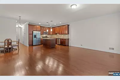 52 Parkside Drive, Wanaque, NJ 07420 - Photo 9