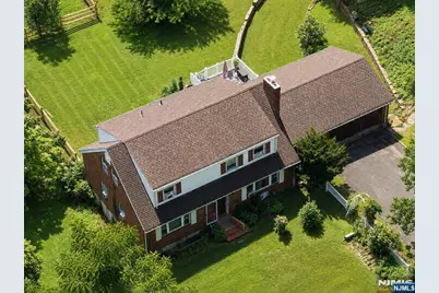 107 Woodcliff Avenue, Woodcliff Lake, NJ 07677 - Photo 5