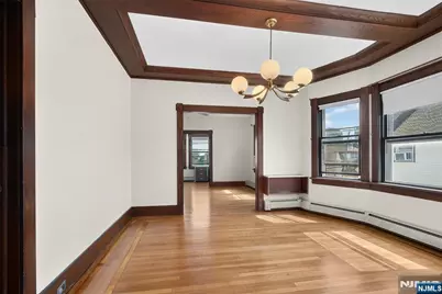 290 Lafayette Avenue 2 #2, Cliffside Park, NJ 07010 - Photo 11
